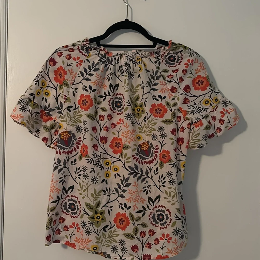 Velvet by Graham & Spencer Cream Pink Flutter Sleeve Blouse - Picture 3 of 3